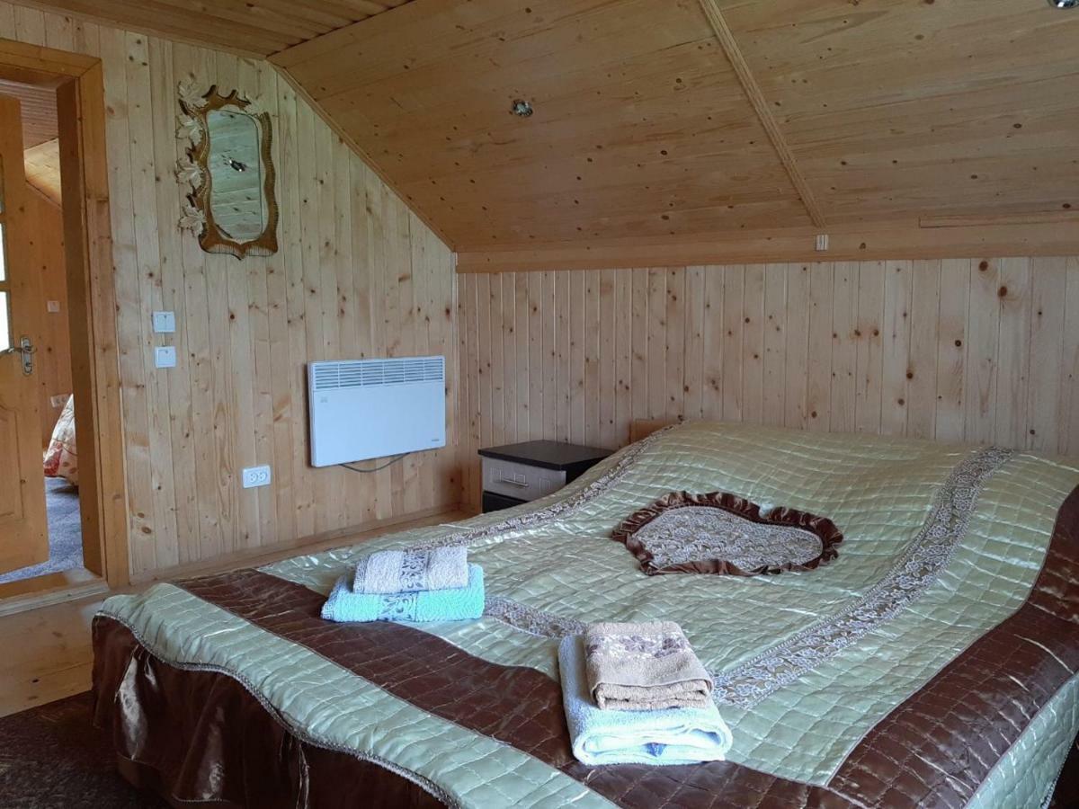 Котедж "Барвінок" Werchowyna Exterior foto